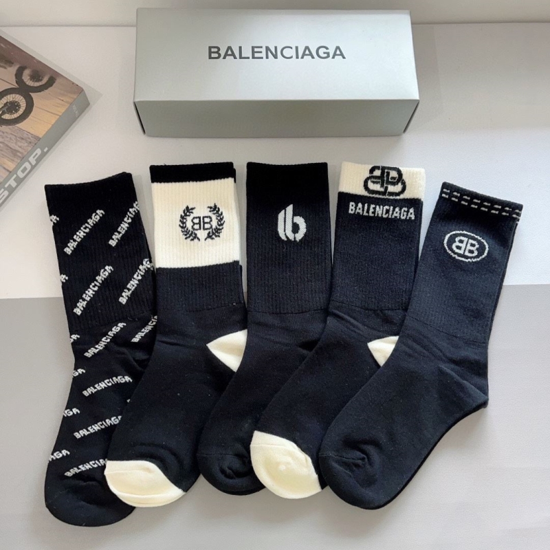 BALENCIAGA